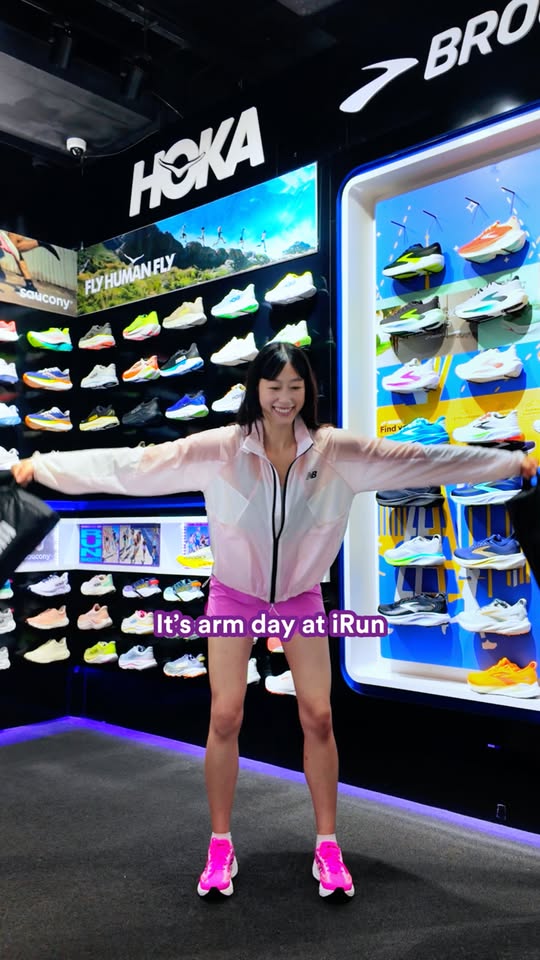 iRun branded footwear display