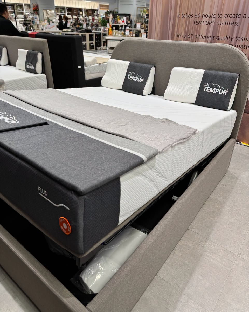 TEMPUR PLUS mattress with integrated pillow