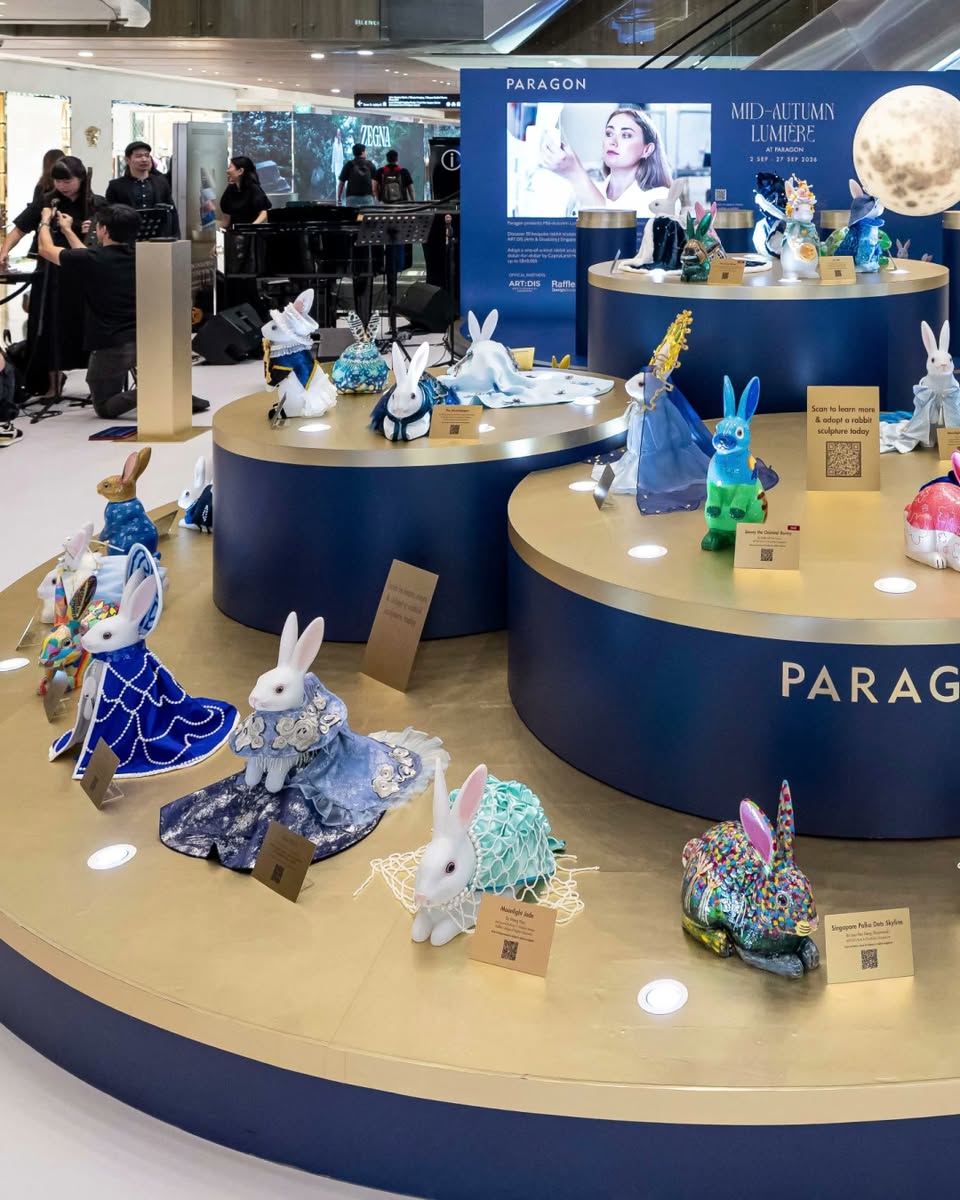 Rabbit sculptures at Paragon
