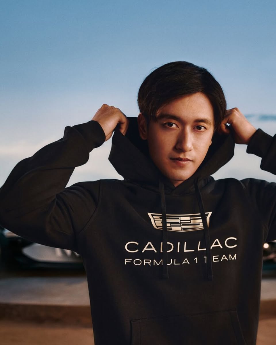 Cadillac Formula 1 Team cap and T-shirt