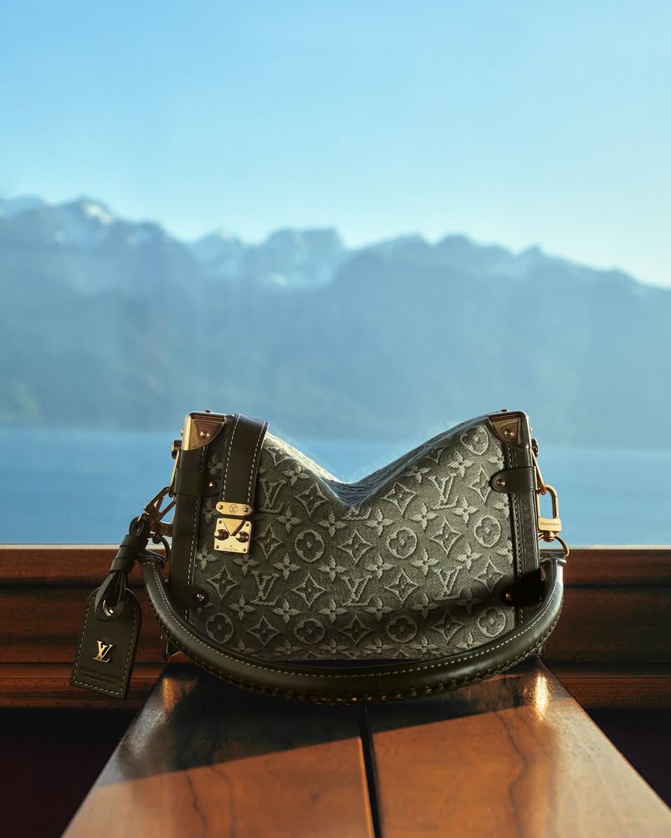 Louis Vuitton Neverfull bag