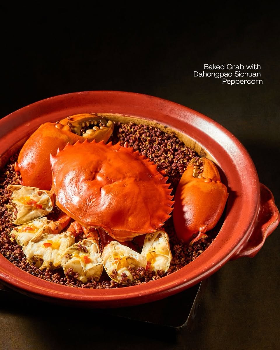 Baked Crab with Dahongpao Sichuan Peppercorn in clay pot