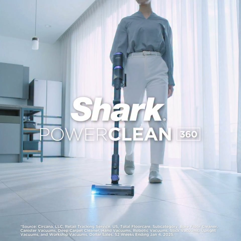 Shark PowerClean360 at Takashimaya with Free HydroGo Misting Fan