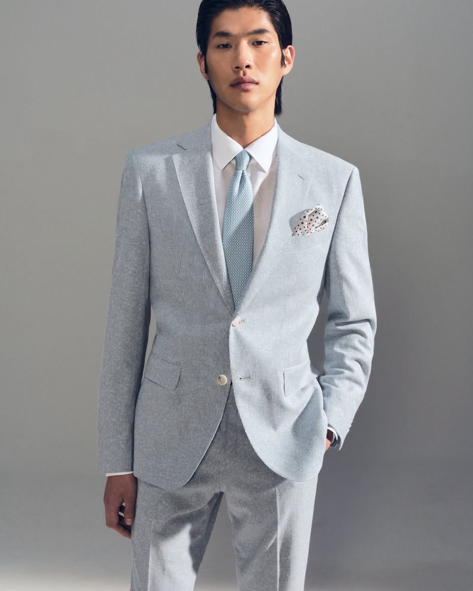 BOSS light gray suit
