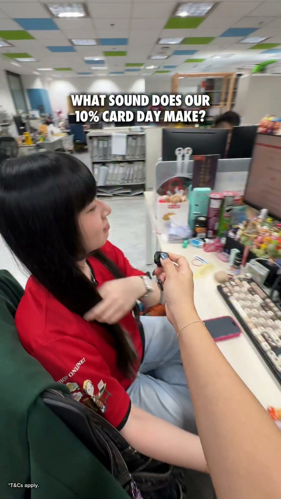 Takashimaya Cardholders Get 10% Off Plus Vouchers on Last Day