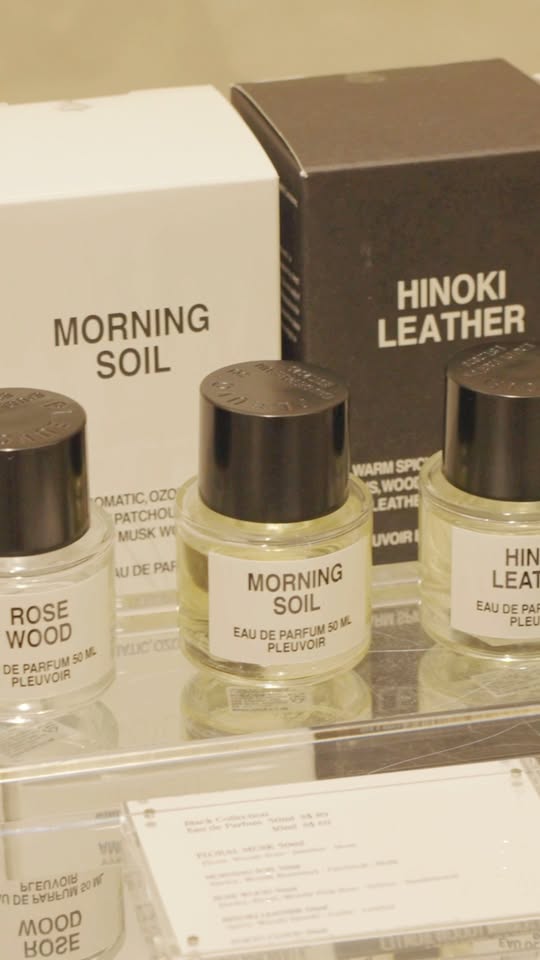Pleuvoir fragrances at MONOLOQ weekend gathering