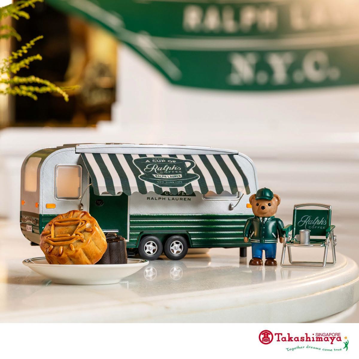 Ralph's Coffee Mooncake Gift Box at Takashimaya with Double Bonus Points