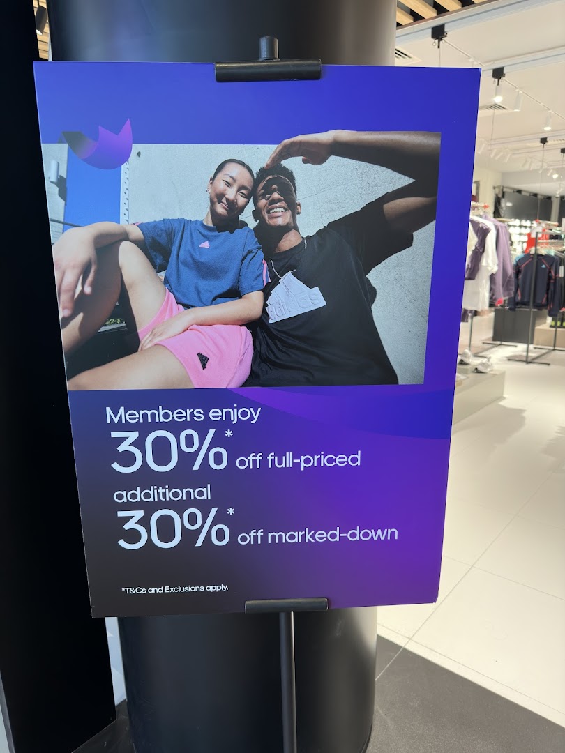 adidas Performance Store, Ion Orchard