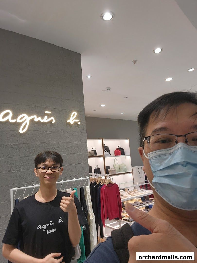 Agnès b. VOYAGE - Isetan Scotts