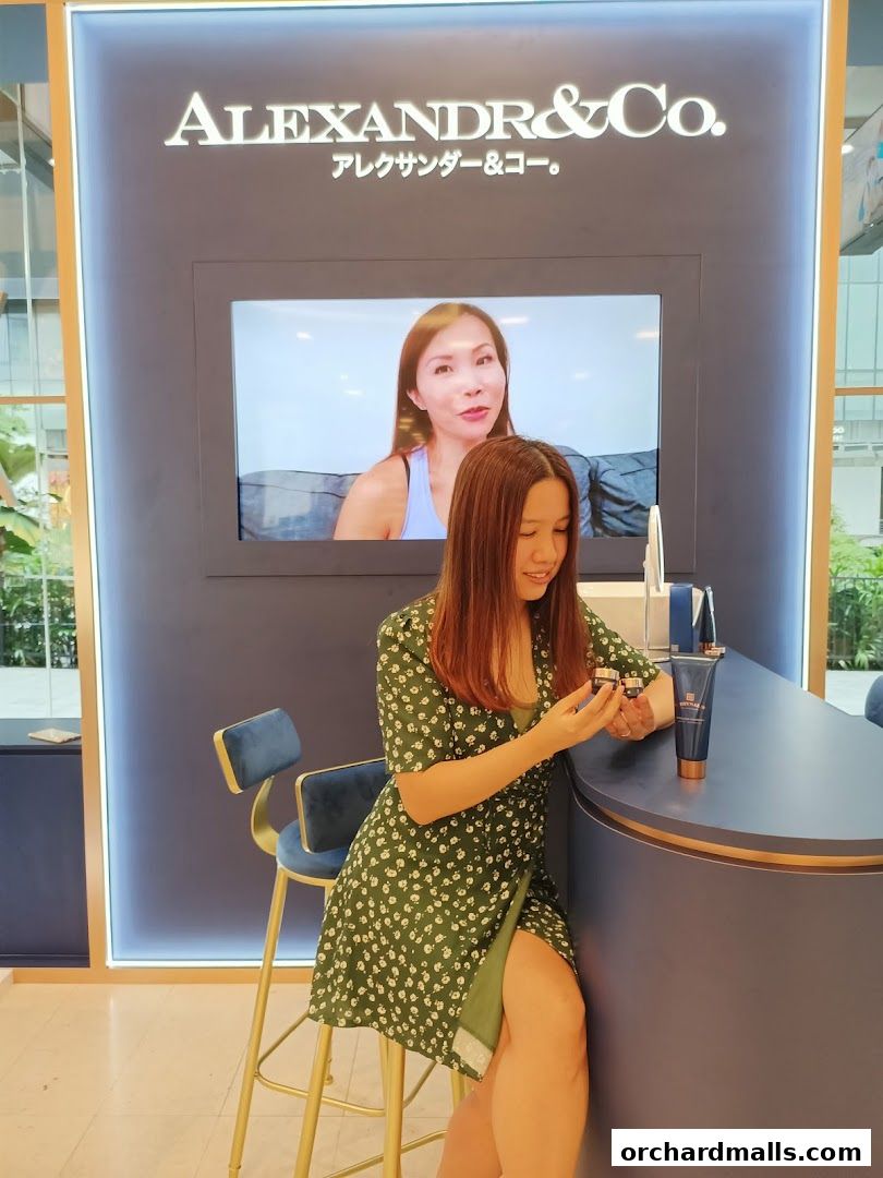 AlexandrCo. - Anti-Aging Luxury Silk Skincare