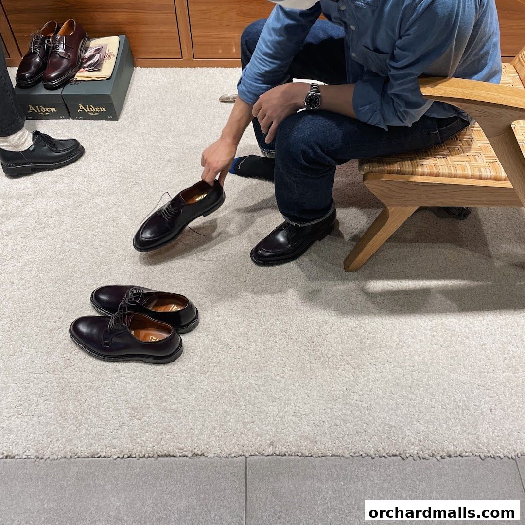 American Shoe Store By Colony Clothing