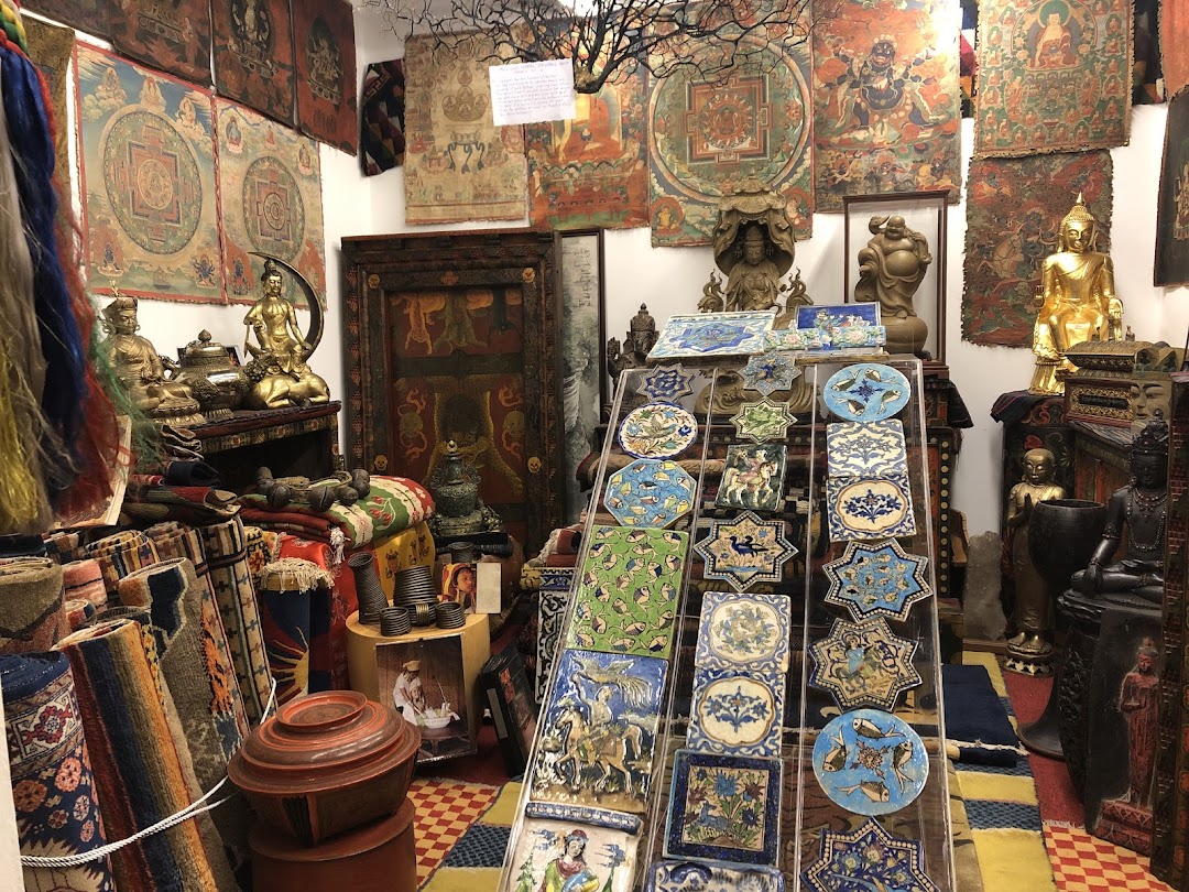 Antiquity Hands of the Hills