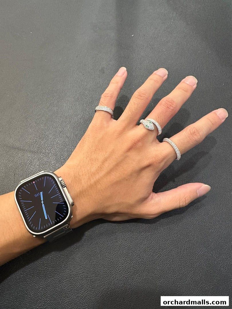 APM Monaco Singapore Paragon