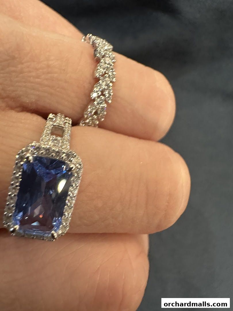 APM Monaco Singapore Paragon