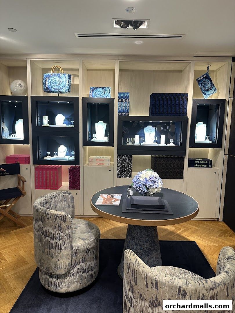 APM Monaco Singapore Paragon