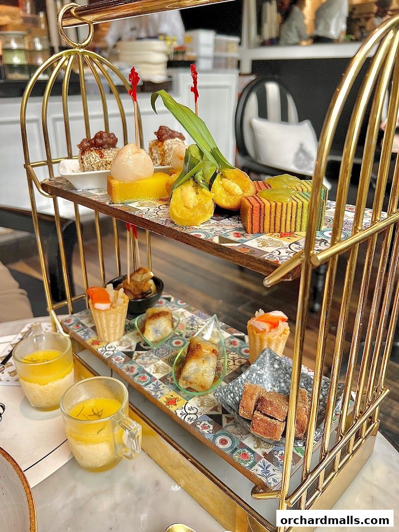 Arteastiq  Mandarin Gallery