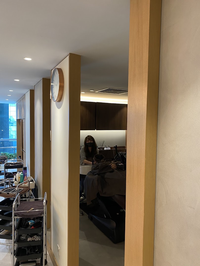 AUBE Beauty Salon Wheelock Place