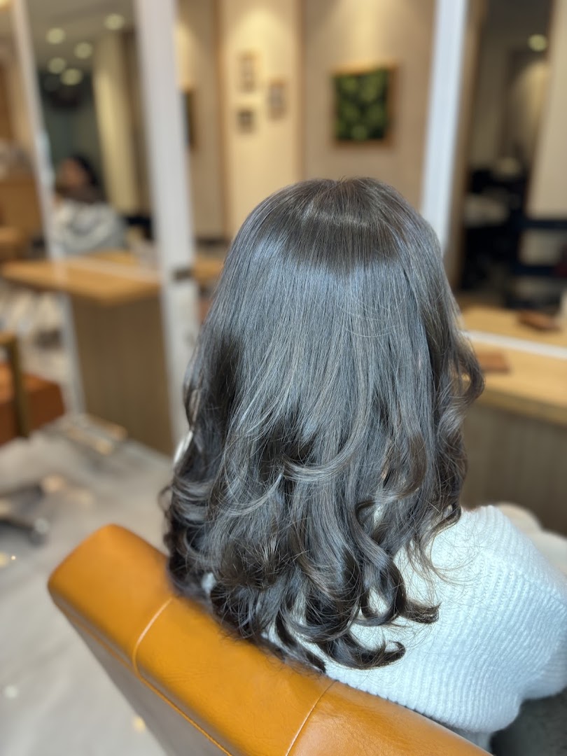 AUBE Beauty Salon Wheelock Place