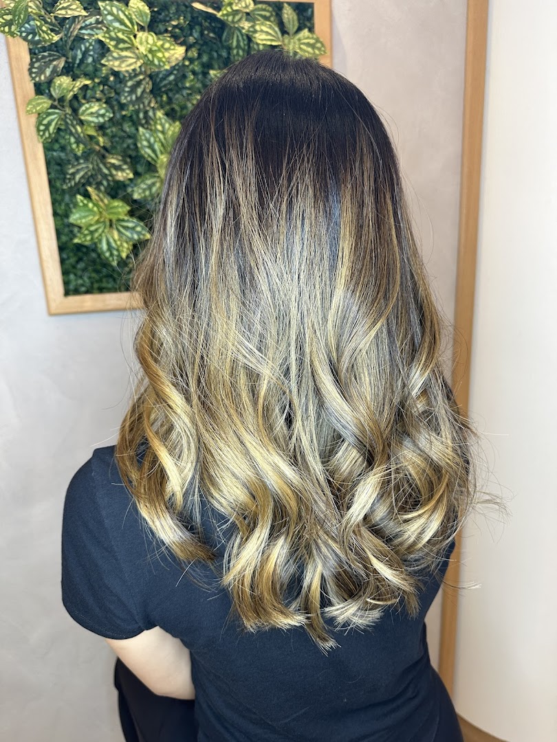 AUBE Beauty Salon Wheelock Place