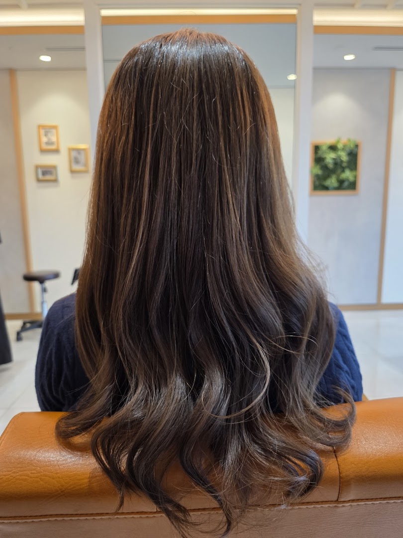 AUBE Beauty Salon Wheelock Place