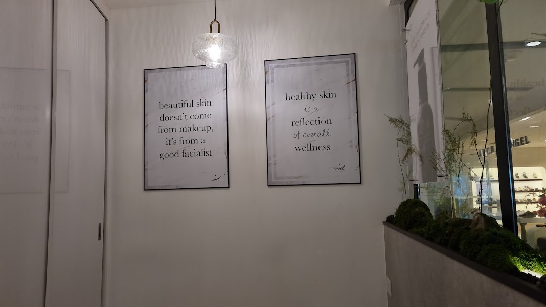 AURRA by Jet Concepts