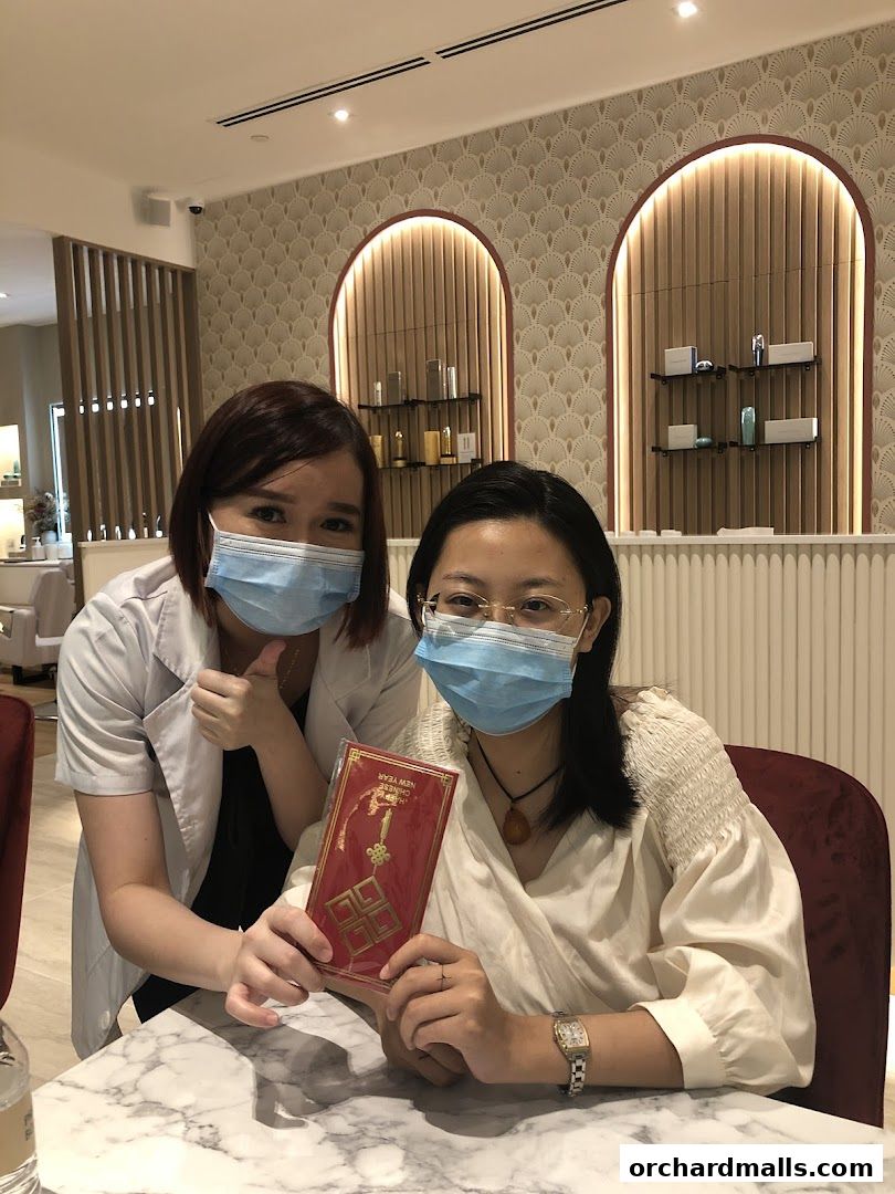 AVINICHI Orchard Gateway