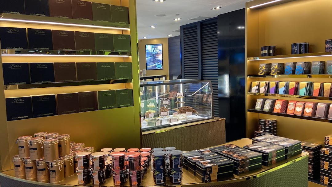 Awfully Chocolate ION Orchard  Bakery, Cake Shop  Birthday Cakes