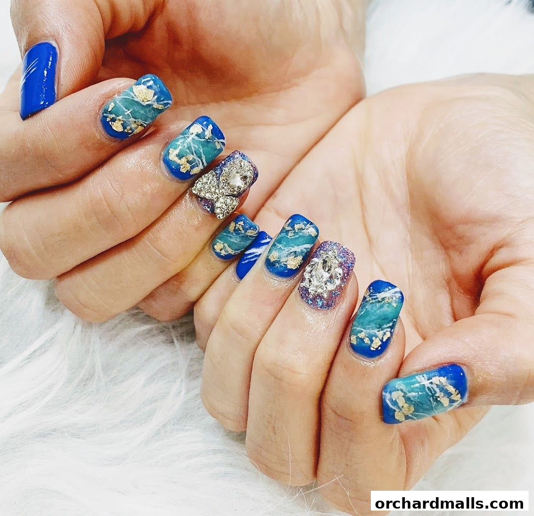 Beauholic - Far East Plaza