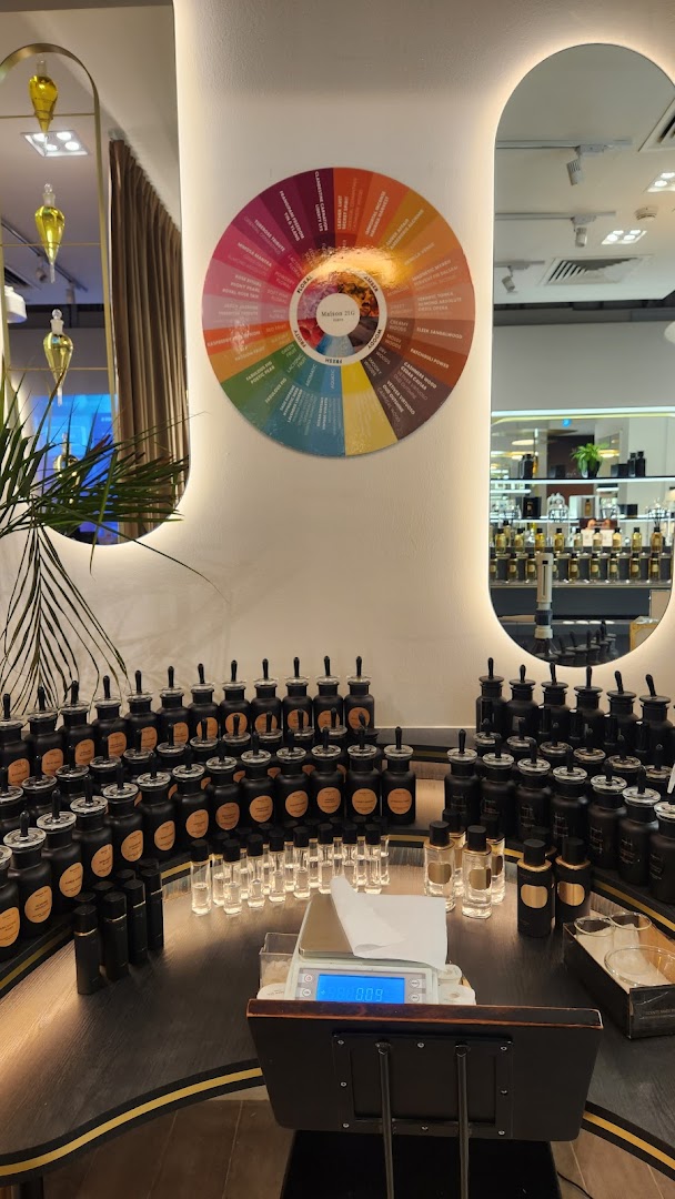 Bespoke fragrance house  Takashimaya Singapore  Maison 21G