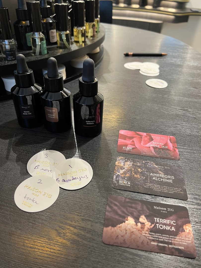 Bespoke fragrance house  Takashimaya Singapore  Maison 21G