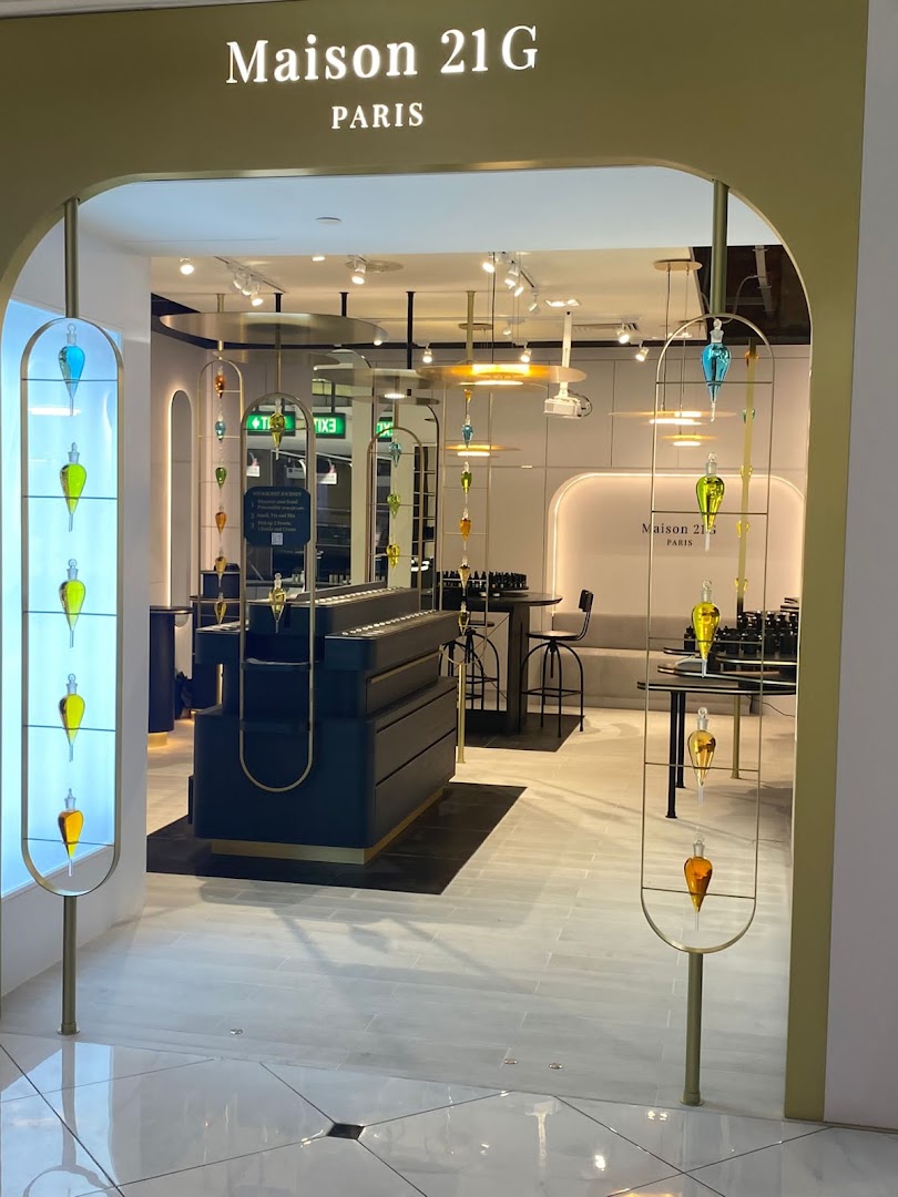 Bespoke fragrance house  Takashimaya Singapore  Maison 21G