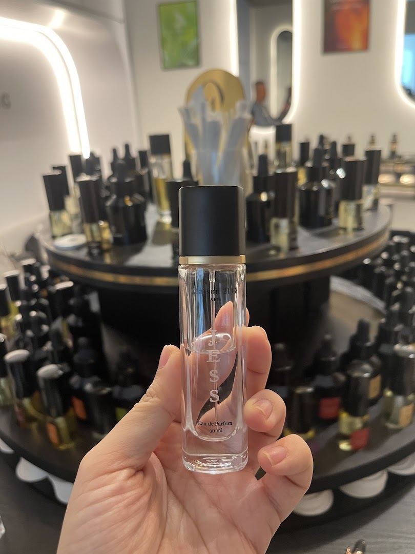 Bespoke fragrance house  Takashimaya Singapore  Maison 21G