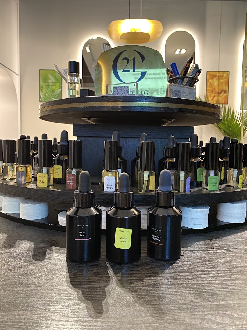 Bespoke fragrance house  Takashimaya Singapore  Maison 21G