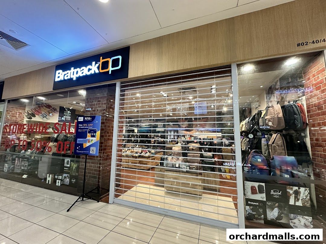 Bratpack Wheelock Place shop front with a store-wide sale advertised.