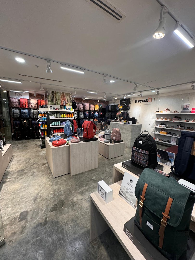 Bratpack Wheelock Place