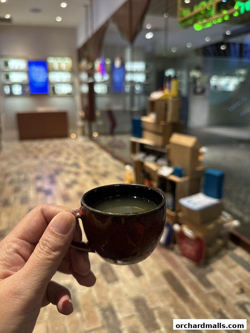 Browhaus Mandarin Gallery