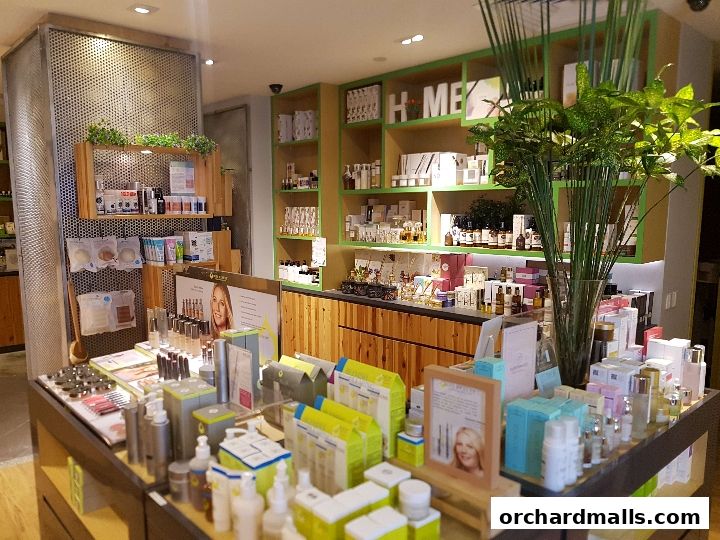 Bud Cosmetics Mandarin Gallery