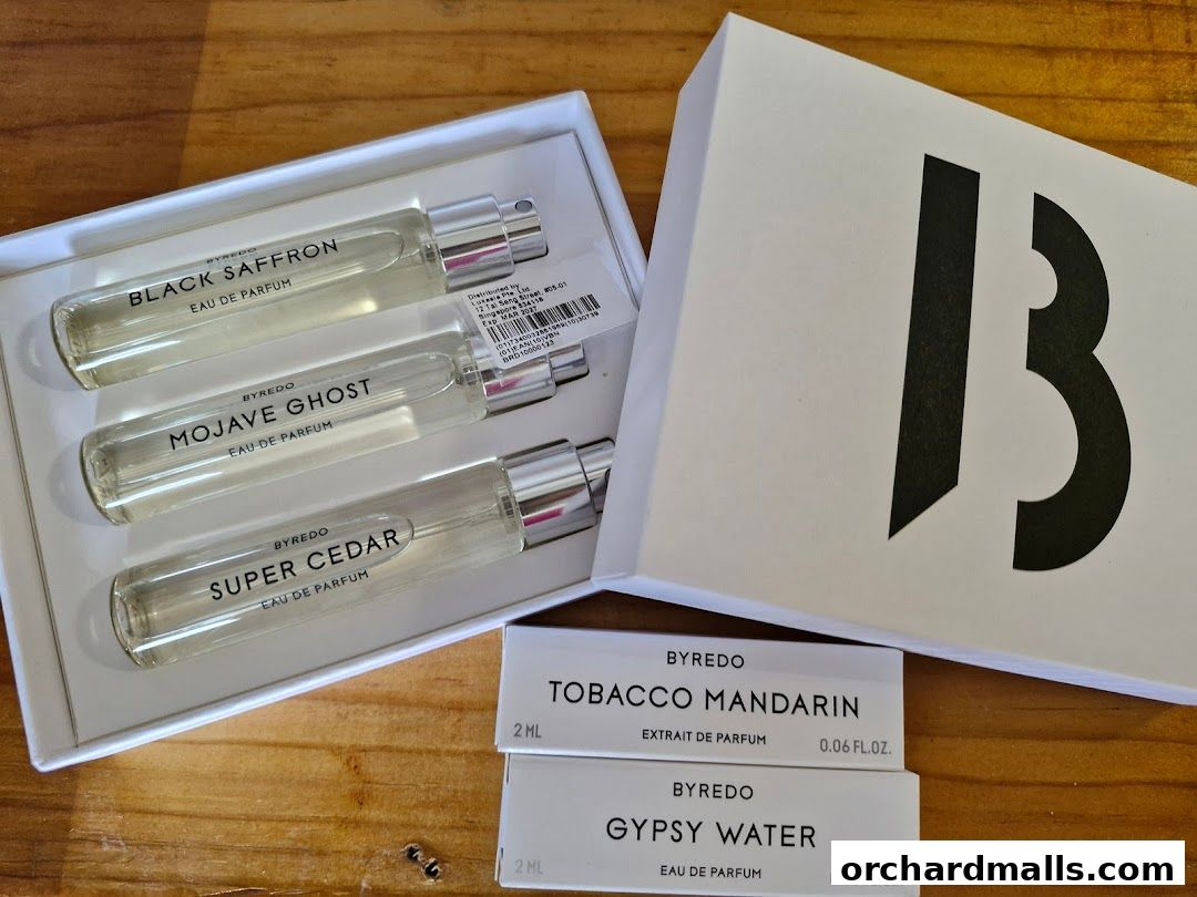 Byredo perfume samples and gift box with the brand's logo.