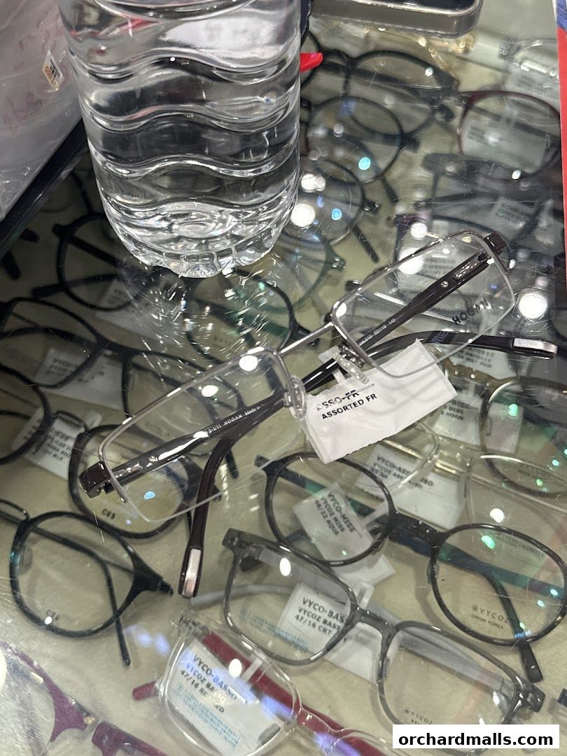 Capitol Optical Lucky Plaza