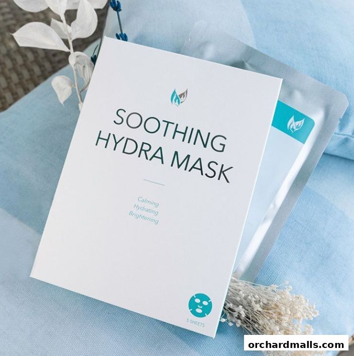 A box of 'Soothing Hydra Mask' with calming, hydrating, and brightening benefits.
