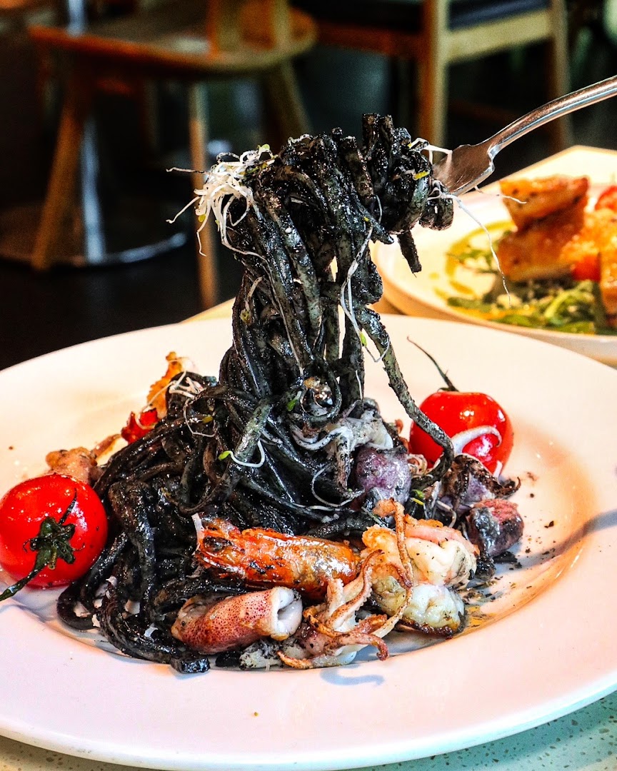 Cedele All Day Dining - Wheelock Place