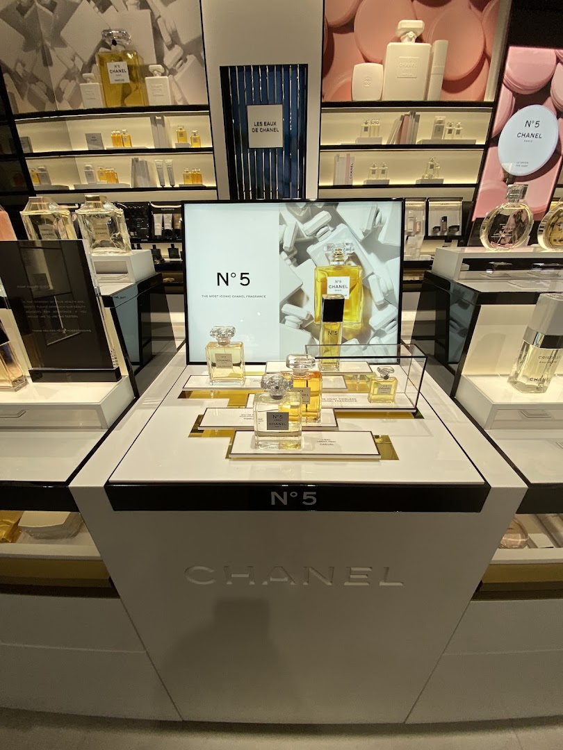 CHANEL Beauty Boutique