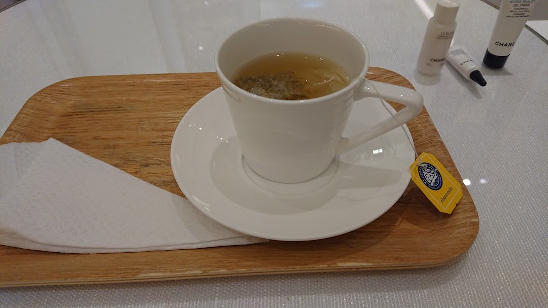 CHANEL Beauty Boutique