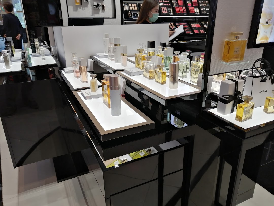 CHANEL Beauty Boutique