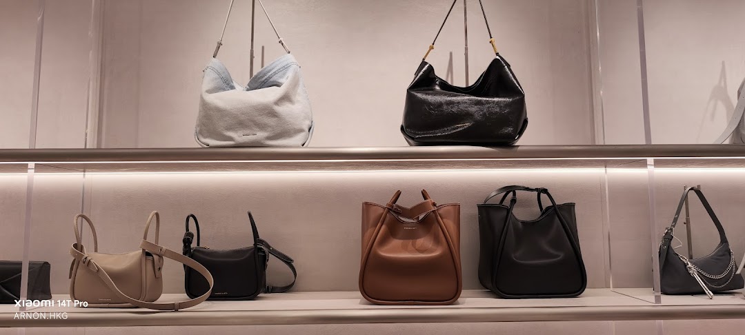 CHARLES  KEITH - ION Orchard