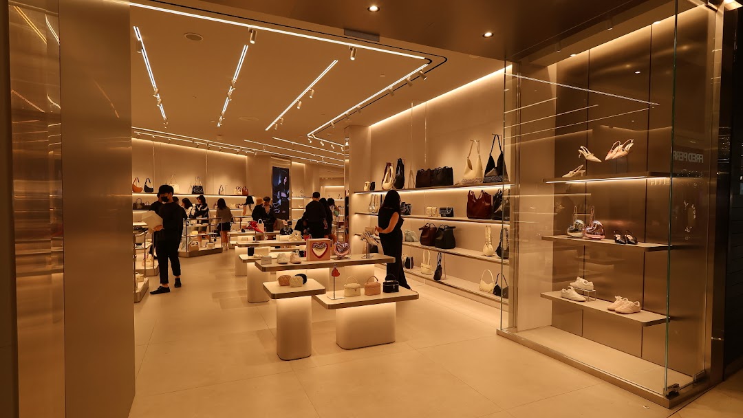 CHARLES  KEITH - ION Orchard