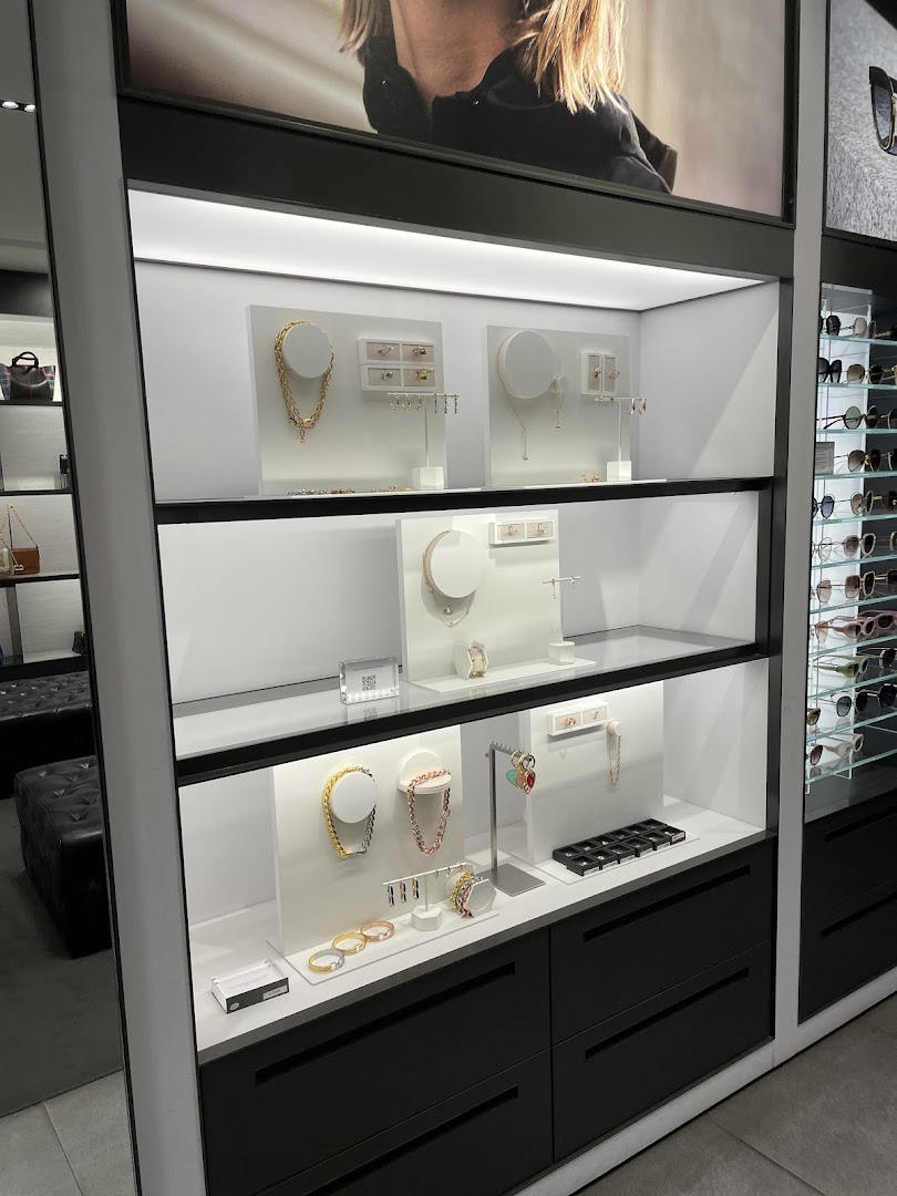 CHARLES  KEITH - ION Orchard