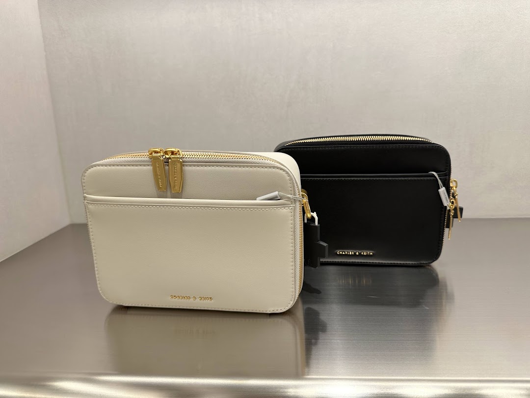 CHARLES  KEITH - Takashimaya S.C