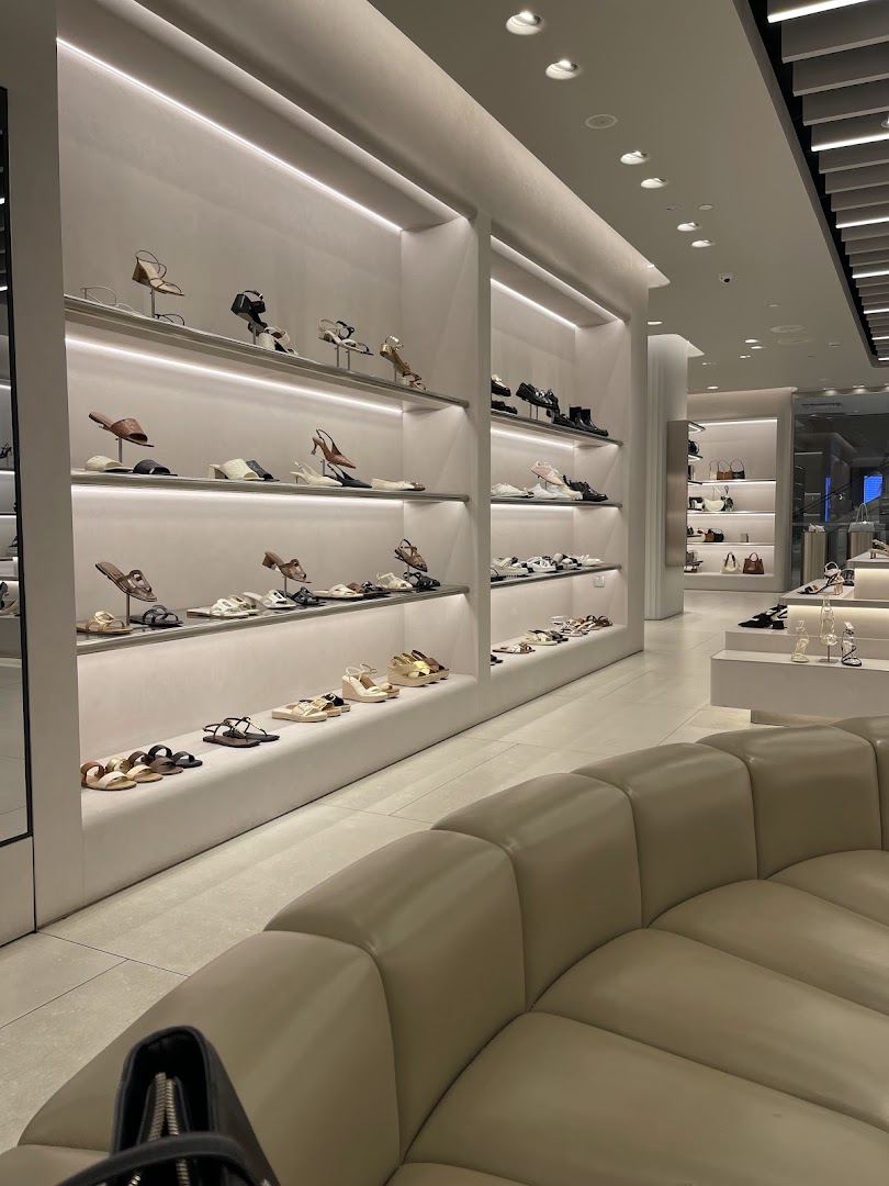 CHARLES  KEITH - Takashimaya S.C