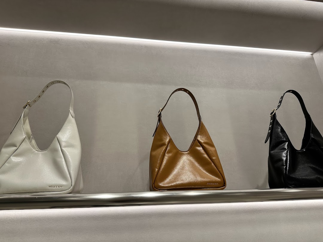 CHARLES  KEITH - Takashimaya S.C